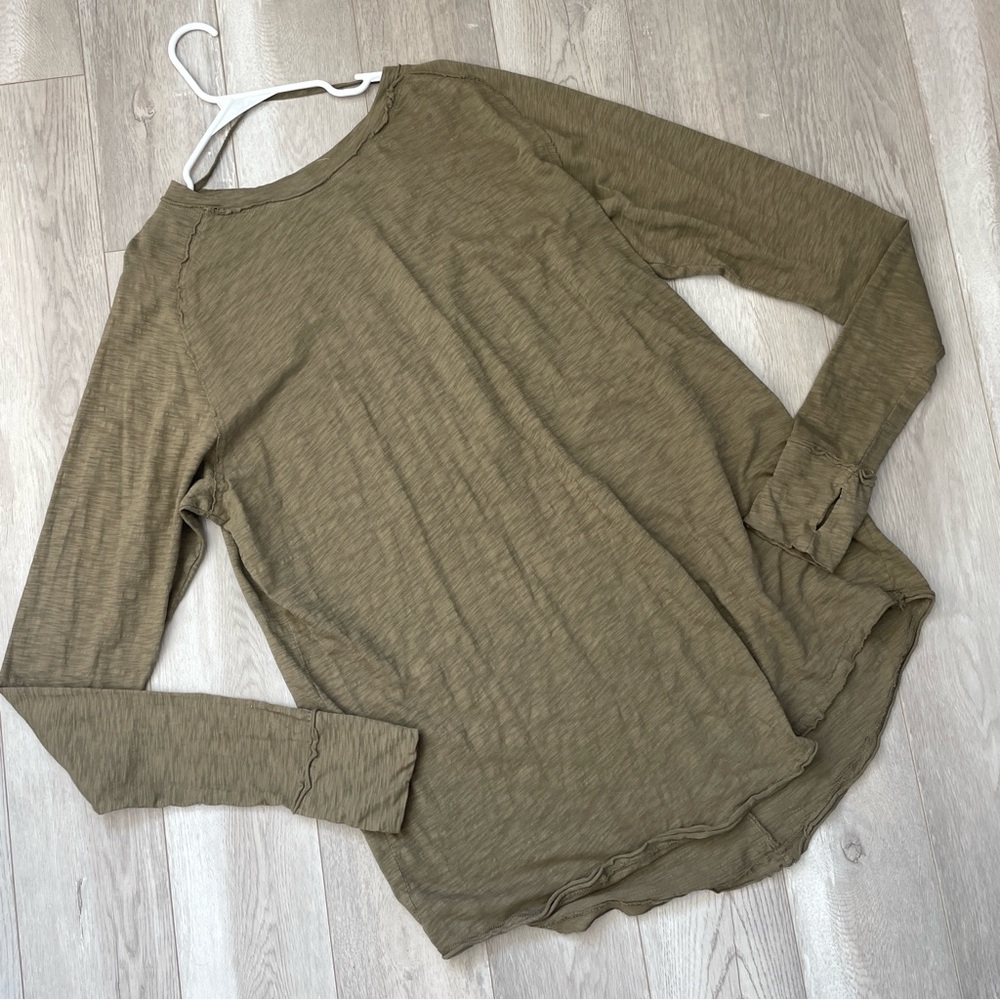 Free People Tshirt arden tee long sleeve tunic womens Green (large) casual boho - Picture 2 of 7